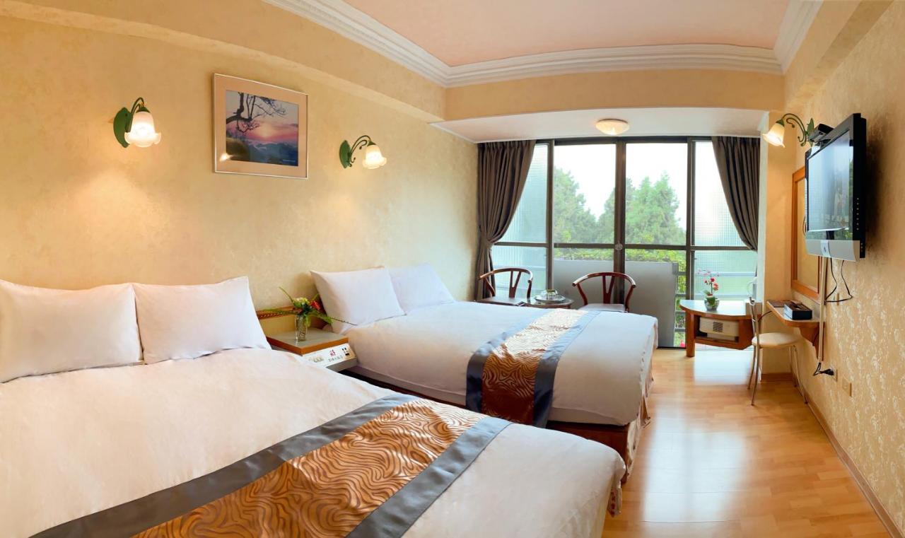 Kao Feng Hotel Čung-čeng Exteriér fotografie