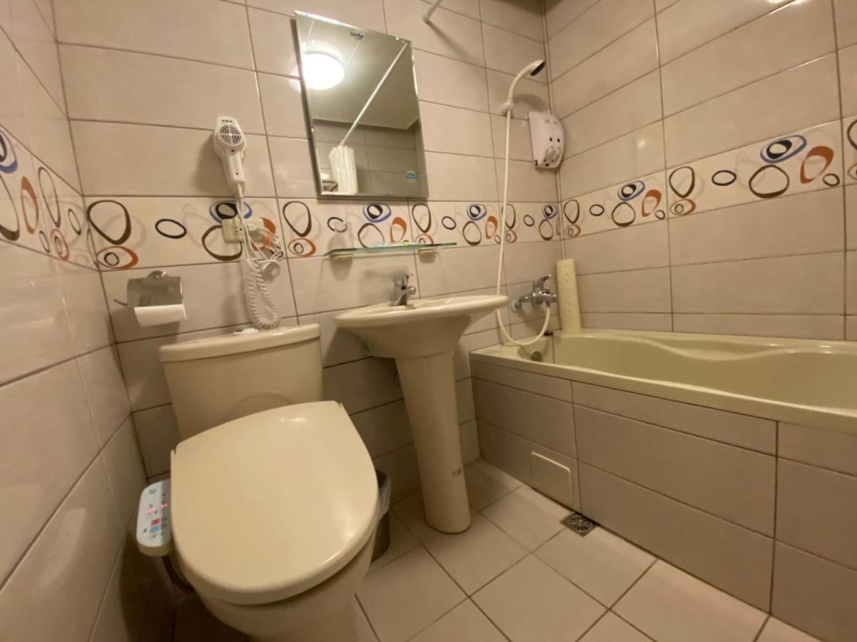 Kao Feng Hotel Čung-čeng Exteriér fotografie